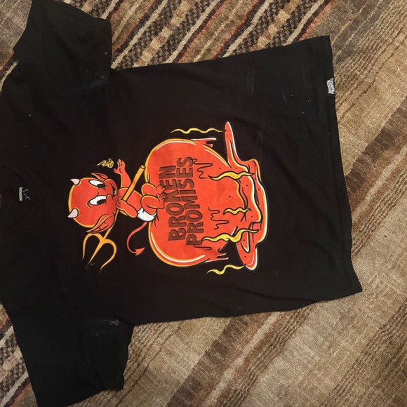 Broken Promises Black Short Sleeve Tee - Picture 1 of 2